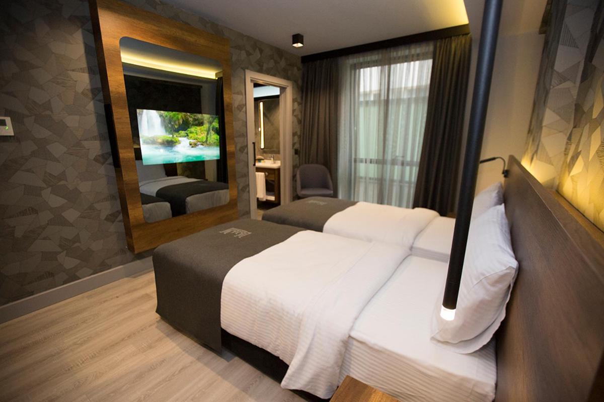 Emens Hotel Izmir Eksteriør billede